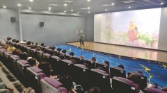 低成本鞭策当地有根本、忠实度高的人才升级为 